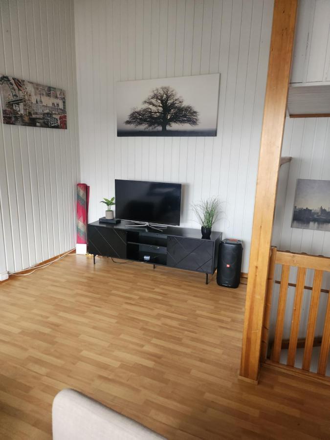 Apartment By The Lakeside ترومسو المظهر الخارجي الصورة